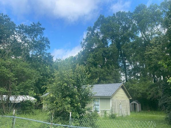 2 Odell Dr, Conway, AR 72032