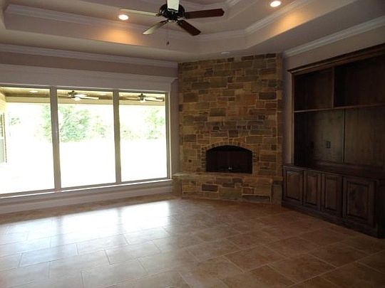 1st image of 4511 Windsor Park Ln