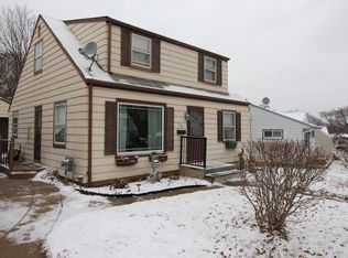 7132 W Thurston Ave, Milwaukee, WI 53218