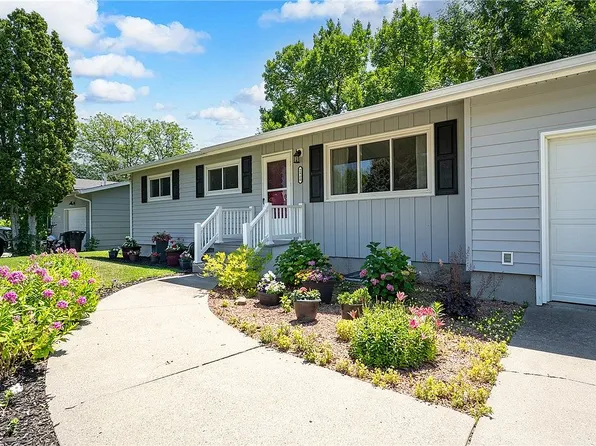 2900 Manhattan Dr, Billings, MT 59102