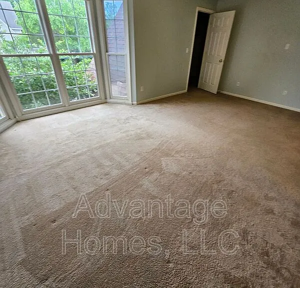14117 Parkhill Ln — Photo 34