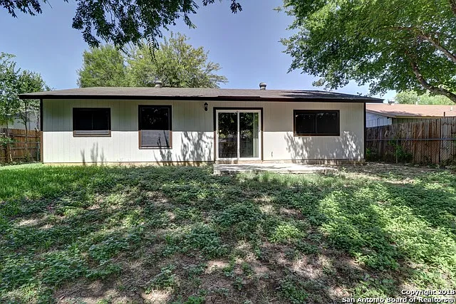 7731 Pipers Hl — Photo 7