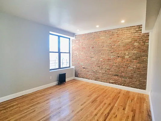 Rented by Bohemia Realty Group | media 8