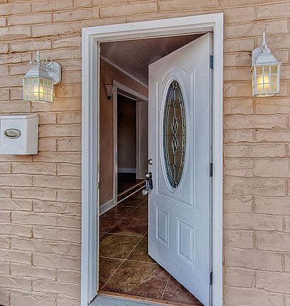 3rd image of 6514 Barkwood Dr