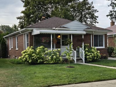 24313 Carlysle St, Dearborn, MI, 48124