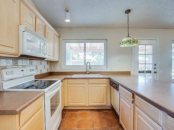 2nd image of 4687 W Kitty Hawk