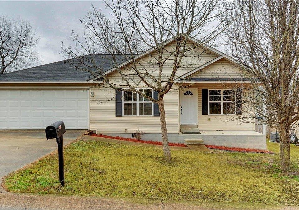 1st image of 223 LEATHERWOOD