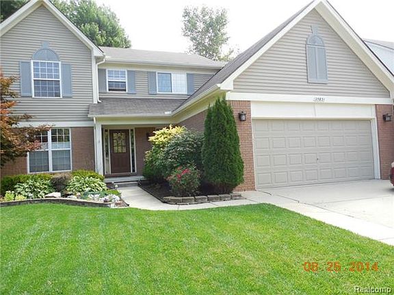 3rd image of 25831 Abbey Dr