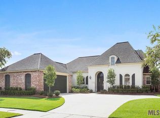8640 Highcrest Dr, Baton Rouge, LA 70809