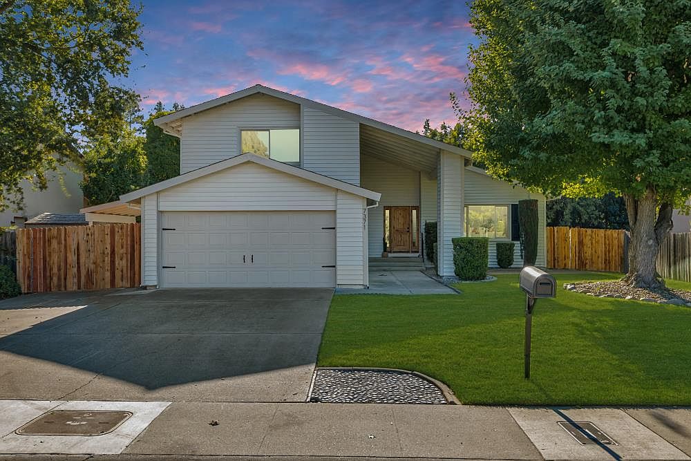 7371 Windbridge Dr, Sacramento, CA 95831 [Price Cut $10,900] | Zillow