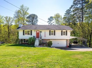 676 Logger Ln, Hixson, TN 37343