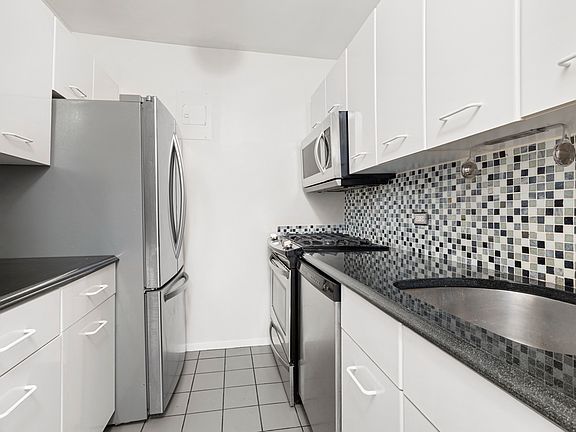 5th image of 345 E 80th St APT 23E