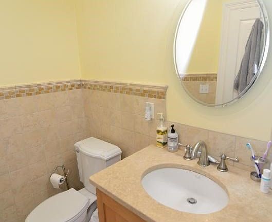 4th image of 101 Prince St APT 6