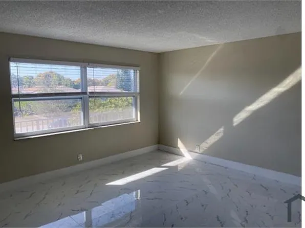 3106 NW 2nd Ter, Pompano Beach, FL