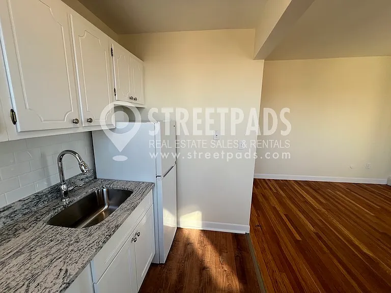 64 Brighton Ave #204 — Photo 11