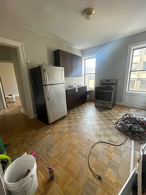 Rented by NYC LUXURY APT RENTALS CO LLC | media 3