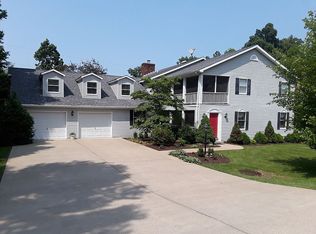 100 Partridge Dr, Russell, KY 41169