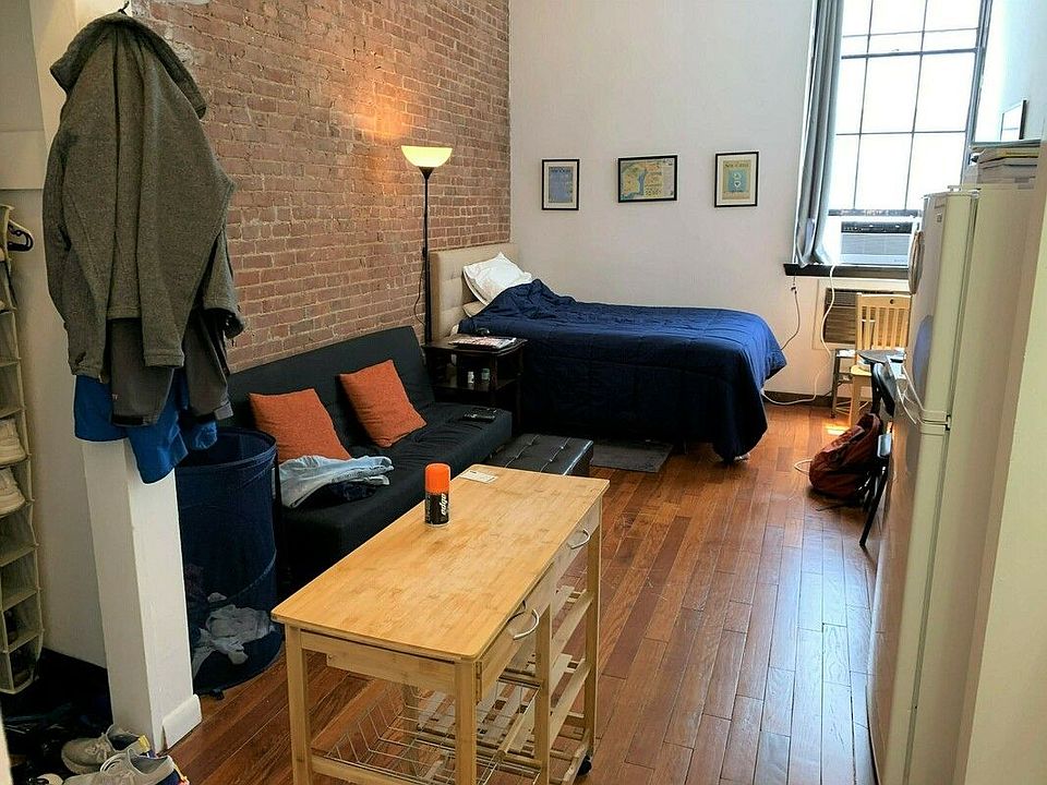 1st image of 15 W 82nd St APT 2A