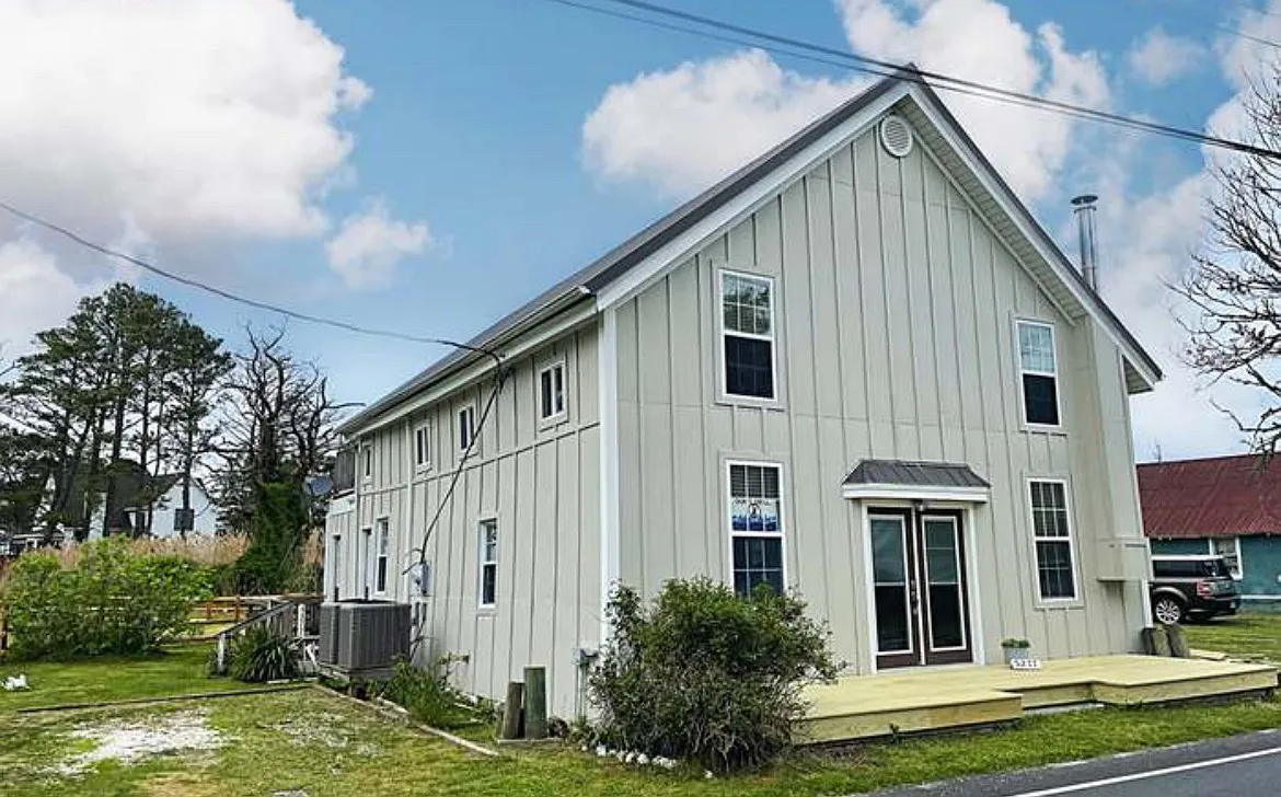 5277 Main St — Photo 1