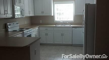 2nd image of 107 Woodland Dr