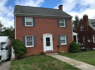 3213 Forest Hill Ave NW, Roanoke, VA 24012