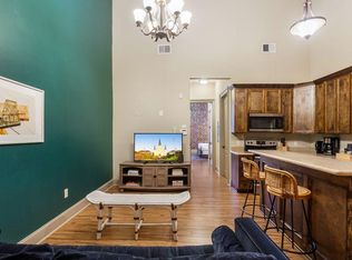 30 Baronne St #ID1266992P, New Orleans, LA 70112