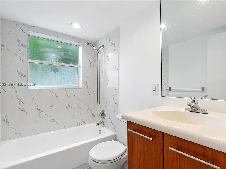 750 NE 64th St #B314 — Photo 11