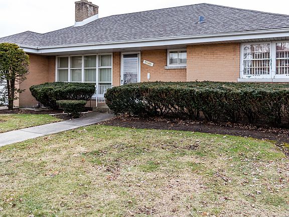 3rd image of 5045 Dobson St