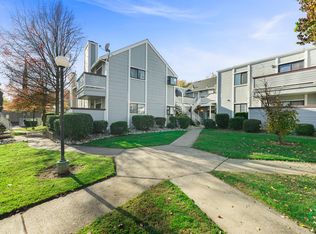 7401 Auburn Oaks Ct APT M, Citrus Heights, CA