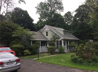 30 Maple Rd, Cornwall On Hudson, NY 12520