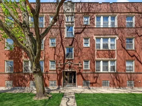 1704 W Catalpa Ave #2W, Chicago, IL 60640