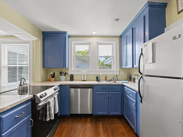 106 Arredondo Ave — Photo 10