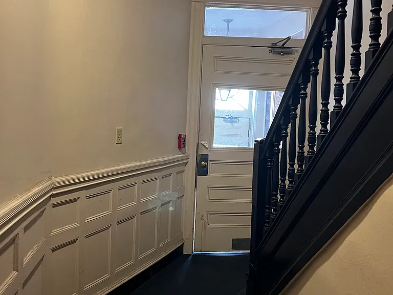 80 Phillips St #2 — Photo 25