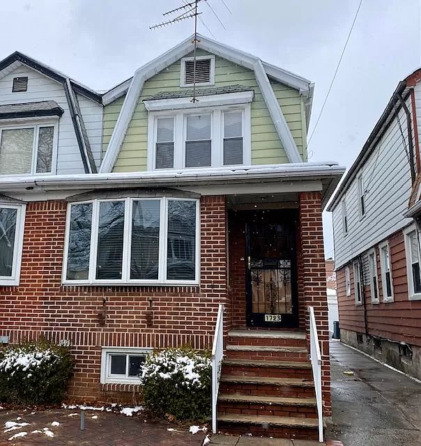 1st image of 1723 E 32nd St