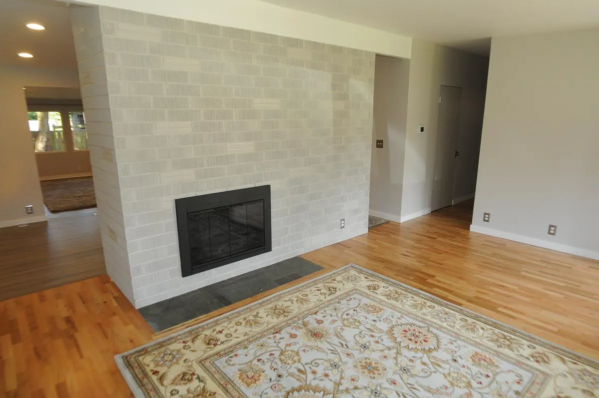 3 bed, 1500 sqft, $3,400 — Photo 2