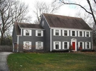 1311 S West Fork Dr, Lake Forest, IL 60045