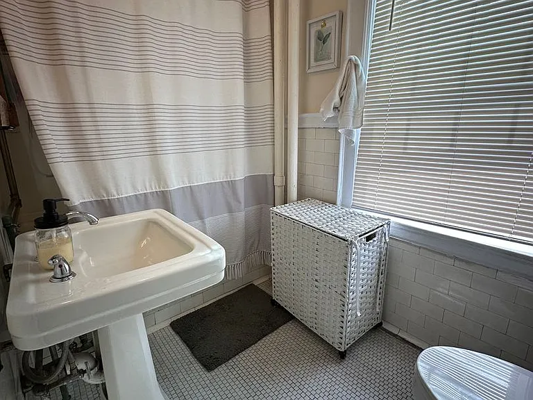 1277 Commonwealth Ave — Photo 23
