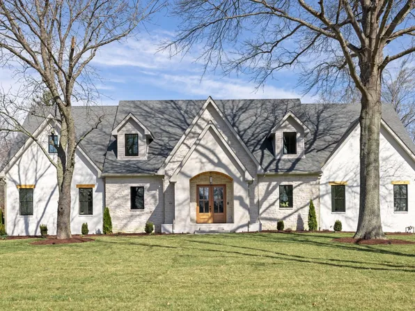 8238 Alamo Rd, Brentwood, TN 37027