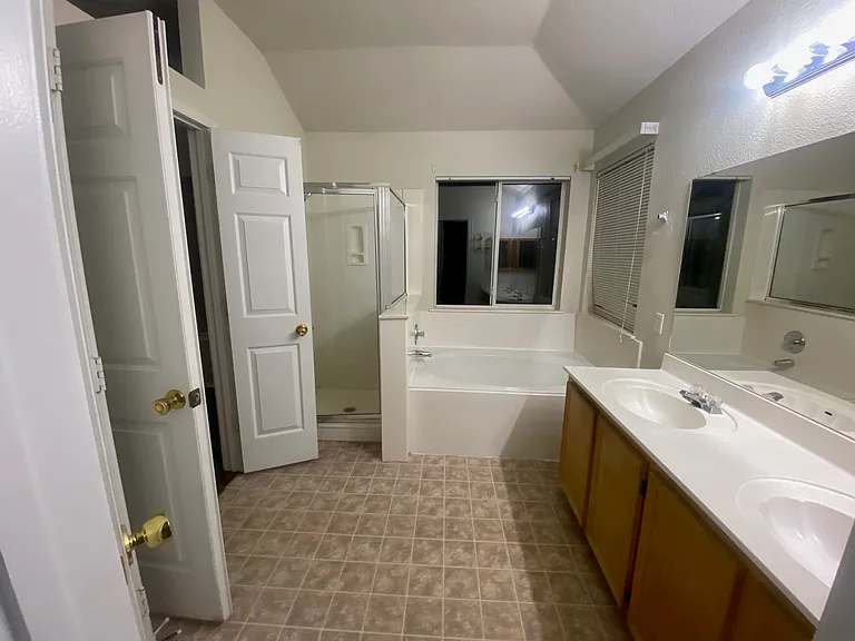 2128 Modoc Dr — Photo 11