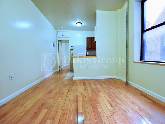 2nd image of 28-49 34th St #Dg5g