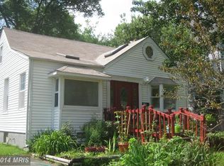 110 S Spring St, Falls Church, VA 22046