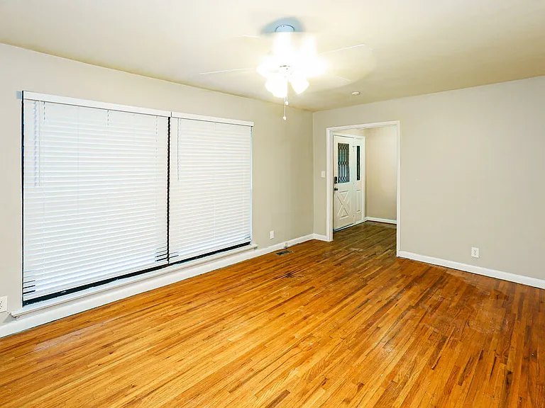 758 Denning Pl — Photo 8