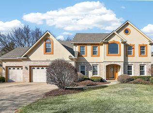 911 Rock Spring Rd, Naperville, IL 60565