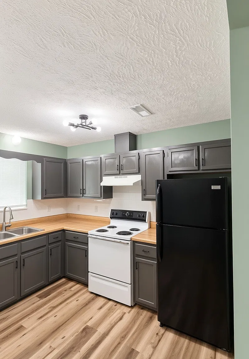 2 bed, $1,095 — Photo 1