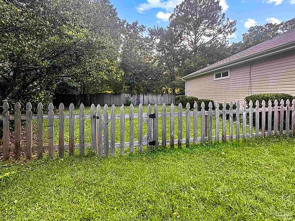 5th image of 8877 Shoal Creek Ct