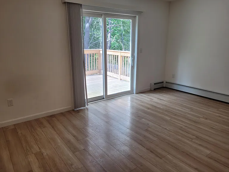 16 Jasmine Ln — Photo 4