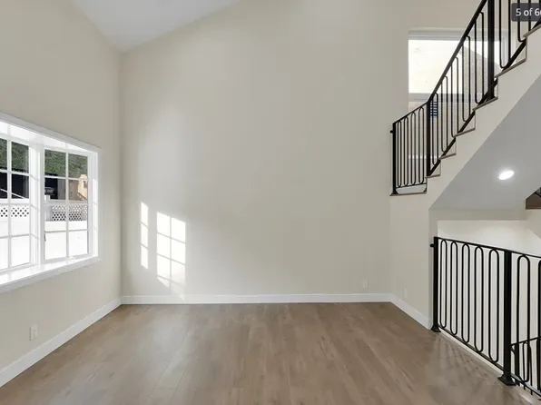 4530 4532 Ensenada, Woodland Hills, CA 91364