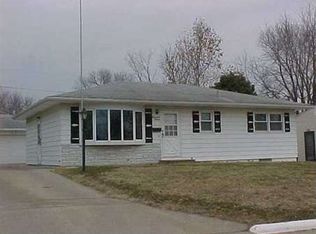1713 Howard Ave, Waterloo, IA 50702