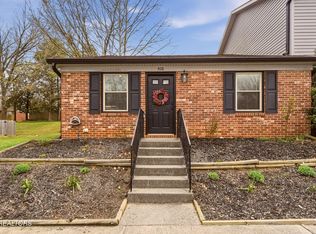 408 Amanda Cir, Knoxville, TN 37922