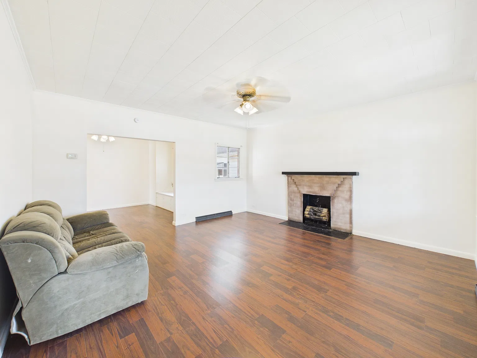 305 Chelsea Street - 1 — Photo 3